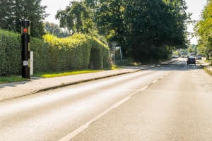 In der Tempo-30-Zone 15 km/h zu schnell: Was kostet das?