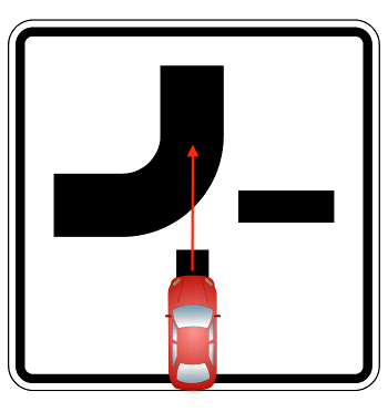 Möchten Sie auf eine abknickende Vorfahrtsstraße fahren, müssen Sie anderen Fahrern die Vorfahrt gewähren.