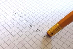 Wer einen Auszug aus dem Verkehrszentralregister Flensburg beantragen möchte, kann dies kostenlos tun.