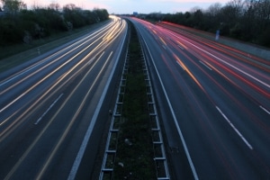 Welche Verkehrsregeln gelten für die Autobahn in Frankreich?