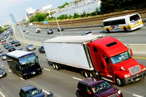 Wochenend-Fahrverbot für Lkw in Deutschland: Unter anderem gilt auf der Autobahn ein Lkw-Fahrverbot.