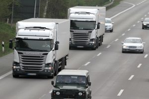 Auf der Autobahn beträgt die Toleranz meist 5 Prozent.