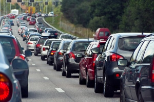 Bei der Autobahnfahrt kann es auch zur Staubildung kommen.