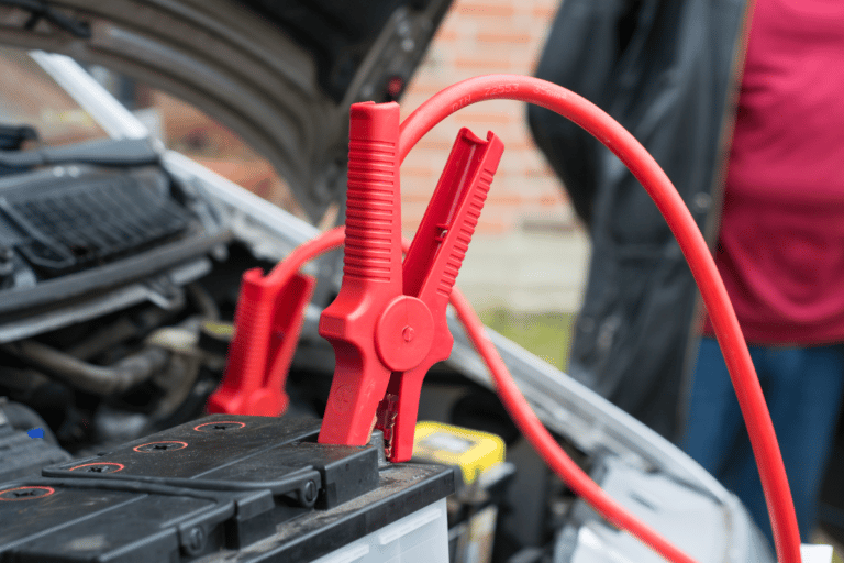 Autobatterie Beim Fahren Laden Licht An Oder Aus Autobatterie laden: Mit diesen Tipps können Sie das selbst!