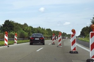 Eine Baustelle kann für Fahrer schnell ärgerlich werden.