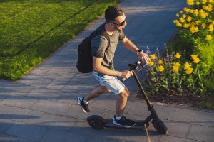 Einen E-Scooter zu kaufen, lohnt sich nur, wenn Sie diesen auch regelmäßig nutzen.