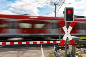 Eisenbahnunfälle sind in Deutschland meist auf die Autofahrer zurückzuführen.