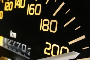 Wie lange dauert das Fahrverbot bei einer Geschwindigkeitsüberschreitung nach einer Wiederholung?