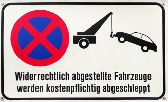 Wer darf Falschparker abschleppen lassen?