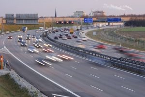 Für den Führerschein D1E müssen Fahrschüler auch eine Autobahnfahrt absolvieren.