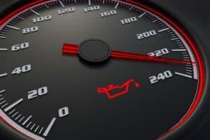 Die Öldruckkontrollleuchte ist ein wichtiger Teil des Sicherheitssystems im Fahrzeug.