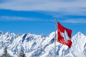 Reifenprofil: In der Schweiz schreibt das Gesetz eine Mindestprofiltiefe von 1,6 mm vor.