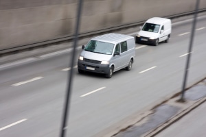 Das Überholen auf der Autobahn ist nicht immer zulässig.