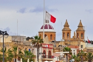 Welche Besonderheiten gilt es bei den Verkehrsregeln auf Malta zu beachten?