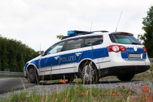 Wann kommt die Polizei bei Fahrerflucht? Dies hängt auch von der Beweislage ab. 